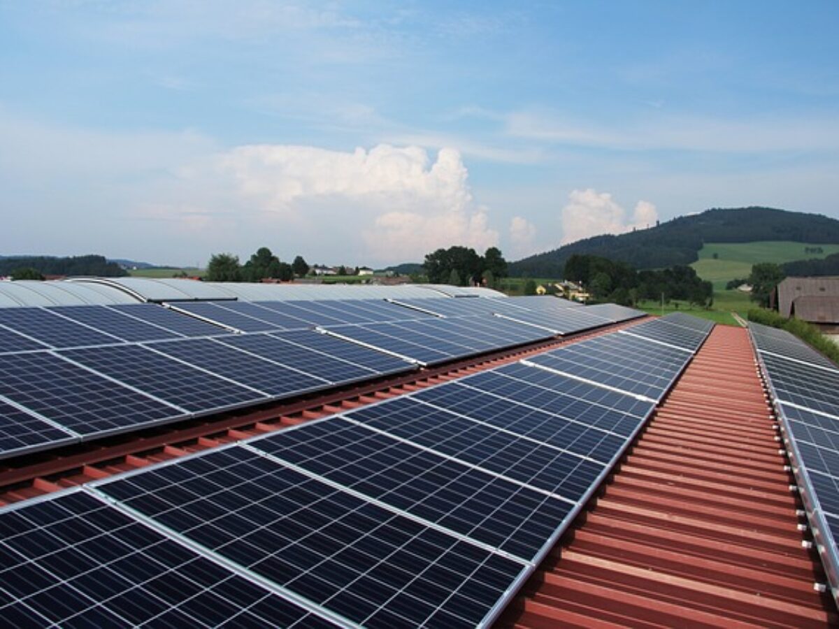 Activate Your System: Why do solar panels need batteries?