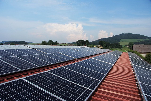 Solar panel for energy storage battery